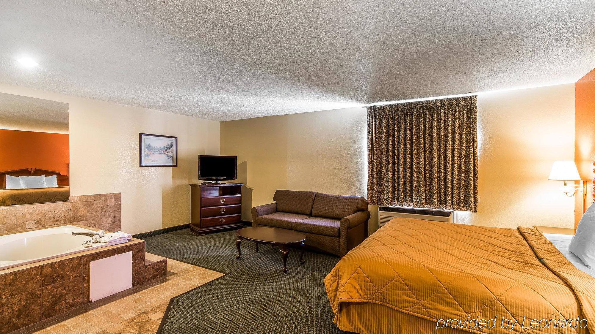 Motel 6 Tulsa, Ok Airport Exterior photo