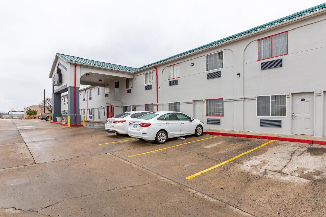 Motel 6 Tulsa, Ok Airport Exterior photo